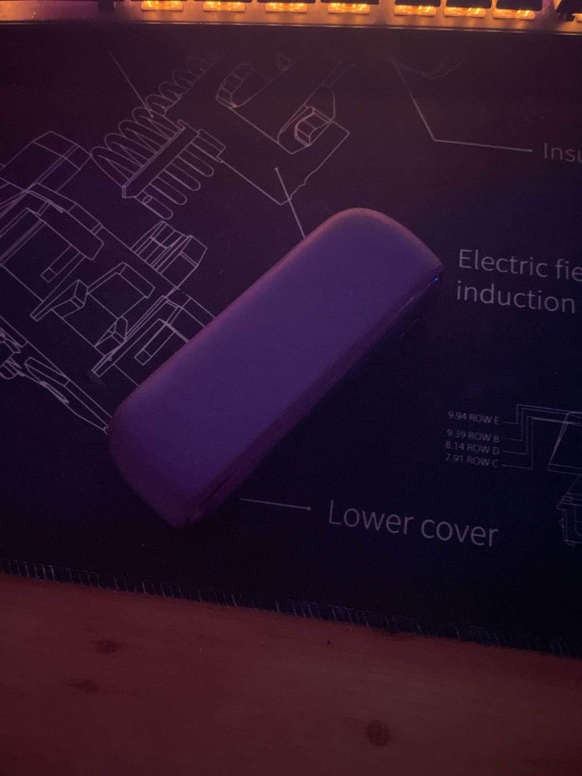 IQOS ILUMA Limited Edition Neon